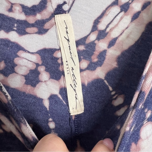 M22 Raquel Allegra Half Sleeve Caftan Dress in Violet Tie Dye Violet Tie Dye - Picture 4 of 6